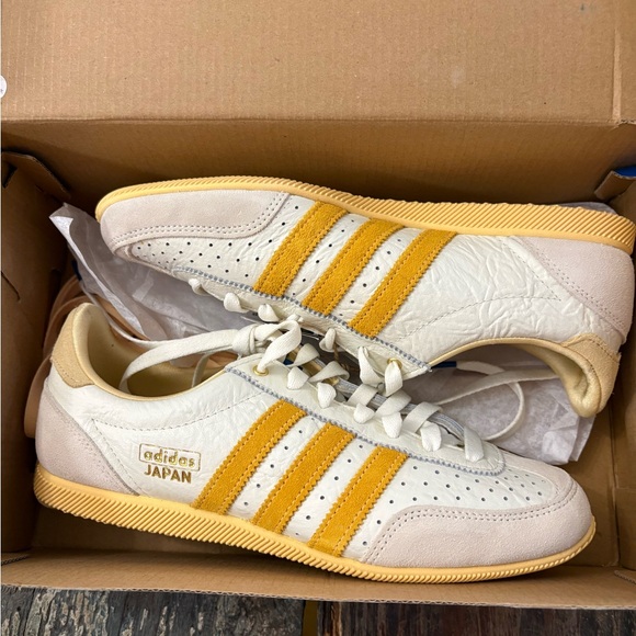 Adidas Japan Women’s 7.5 Retro Leather Sneakers New w/ Box - Picture 6 of 6